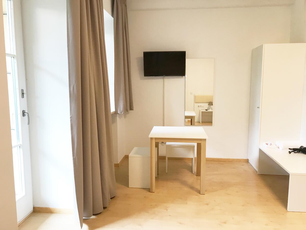 Manzoni Premium Hotel Merano Bagian luar foto